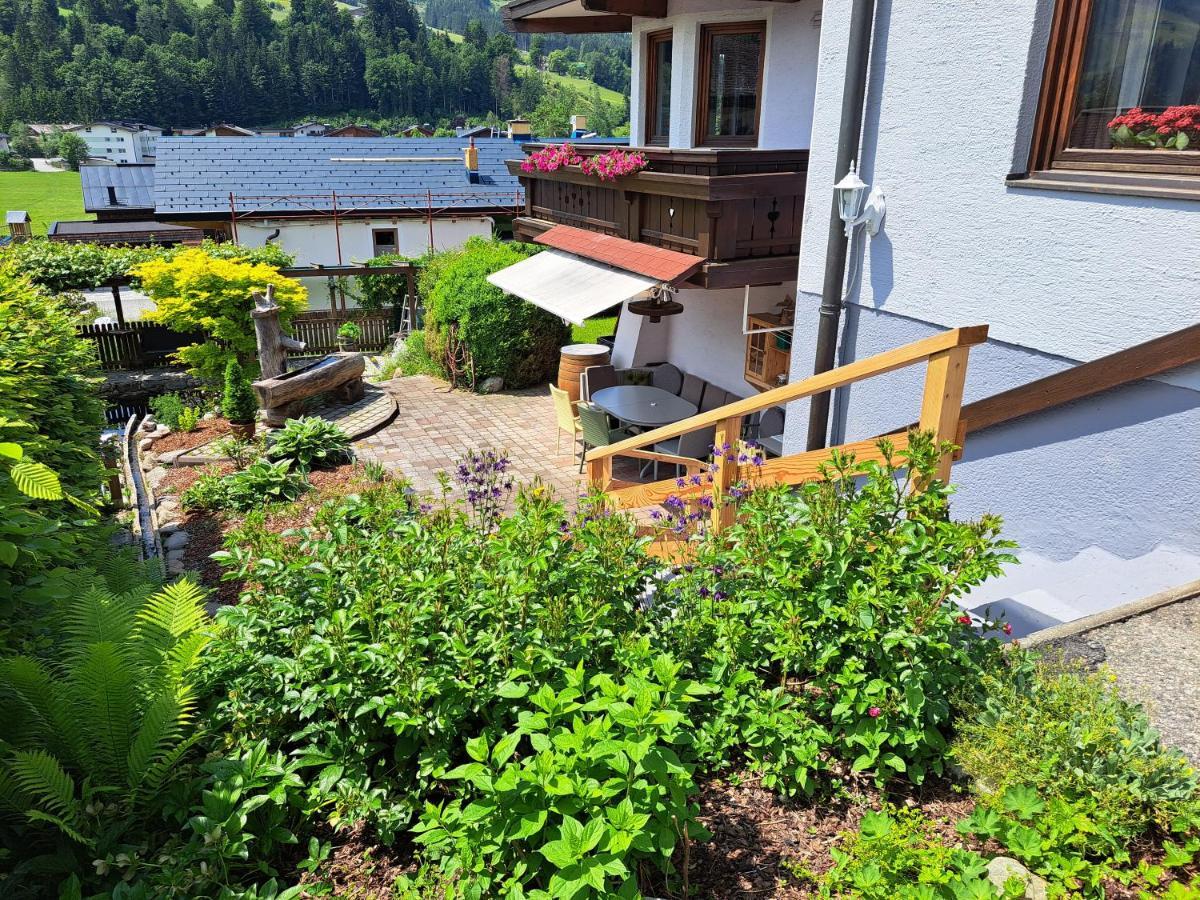 Rosi'S Hotel Maria Alm am Steinernen Meer Kültér fotó